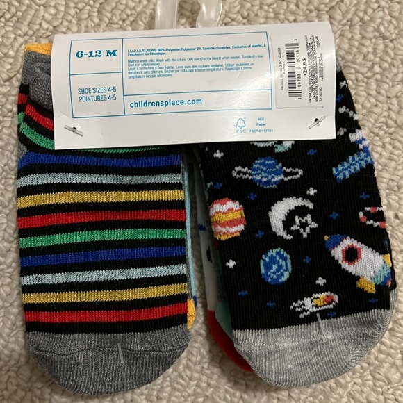 NWT - Toddler Space Themed Ankle Socks with grips- 6 pairs.  Size 6-12 months - Picture 4 of 6